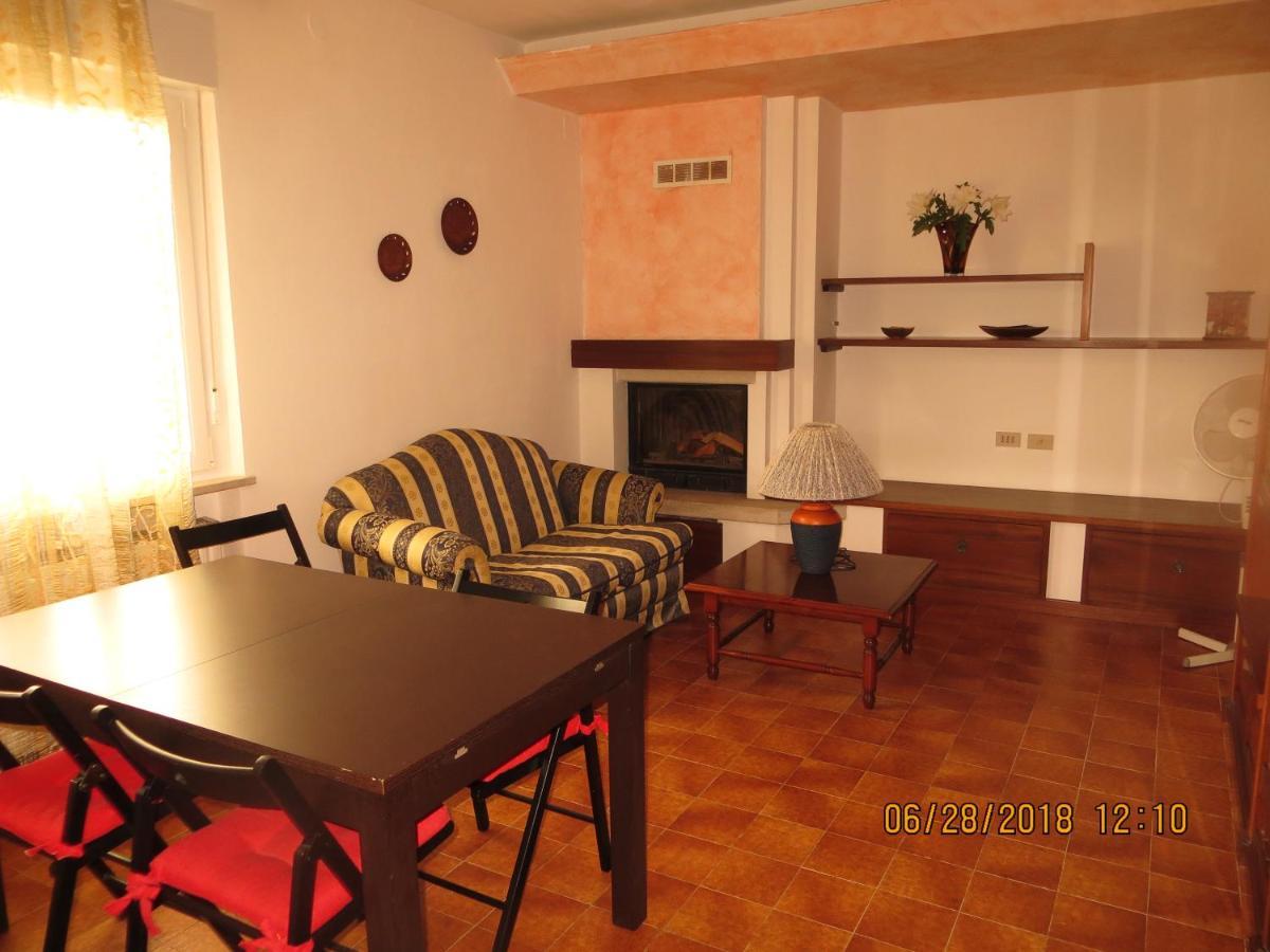 5 Palme Bed & Breakfast Terzo d' Aquileia Bagian luar foto